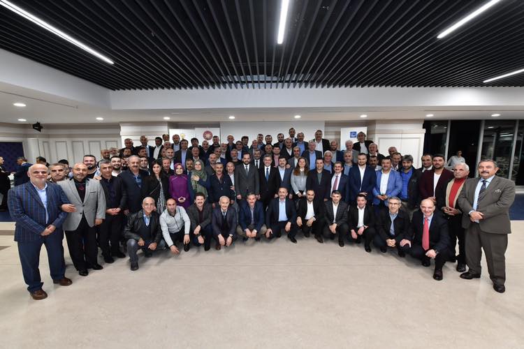 44273539_2302850359788618_1857474352228859904_n